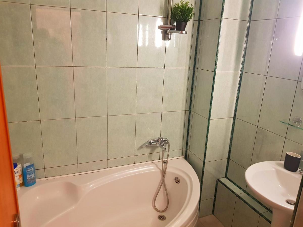 Apartment With Amazing View Near Old Town Βουκουρέστι Εξωτερικό φωτογραφία